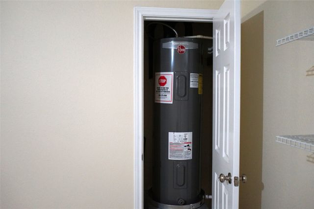 3221 Elkhart Court, Arlington, TX 76016