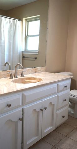 3221 Elkhart Court, Arlington, TX 76016