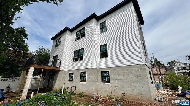 43 John Street, Kearny, NJ 07032