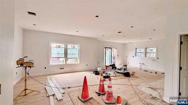 43 John Street, Kearny, NJ 07032