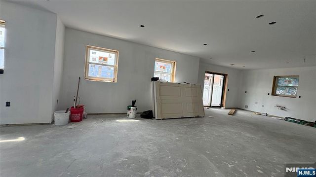 43 John Street, Kearny, NJ 07032