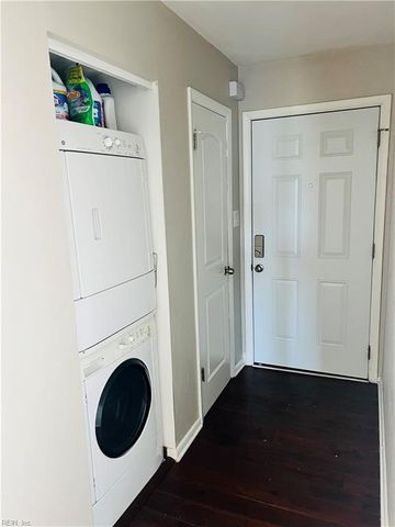 1140 E Ocean View Ave Apt B, Norfolk, VA 23503