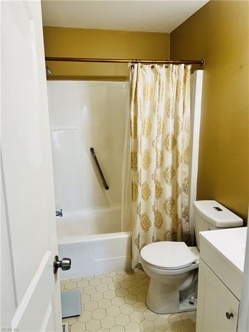 1140 E Ocean View Ave Apt B, Norfolk, VA 23503