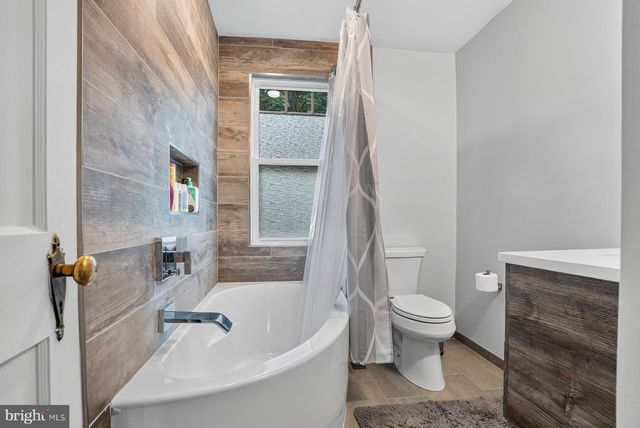 6414 BLENHEIM RD, Baltimore, MD 21212