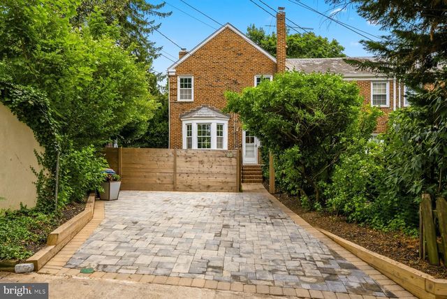 6414 BLENHEIM RD, Baltimore, MD 21212
