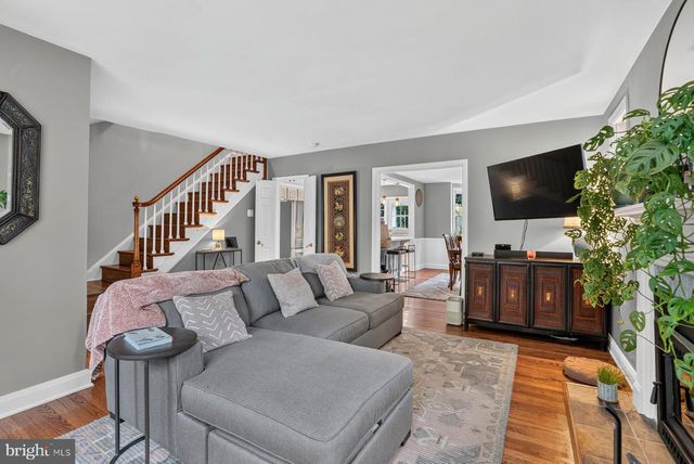 6414 BLENHEIM RD, Baltimore, MD 21212
