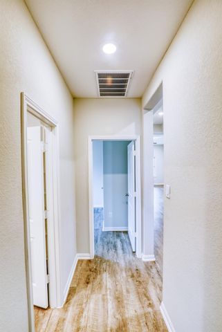 201 Bryan Way, Angleton, TX 77515