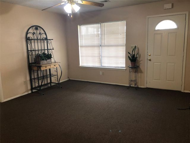 1022 Wilson Road A, Humble, TX 77338