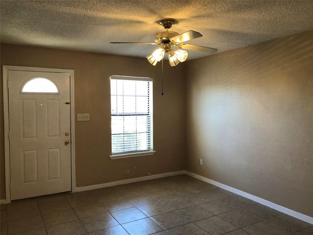 1022 Wilson Road A, Humble, TX 77338