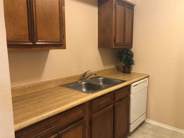 1022 Wilson Road A, Humble, TX 77338