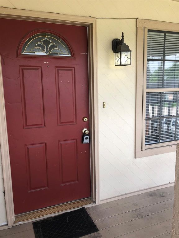 1022 Wilson Road A, Humble, TX 77338