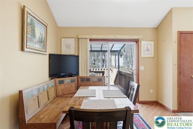 338 Fernwood Drive, Stroud Twp, PA 18301