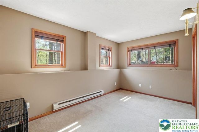 338 Fernwood Drive, Stroud Twp, PA 18301