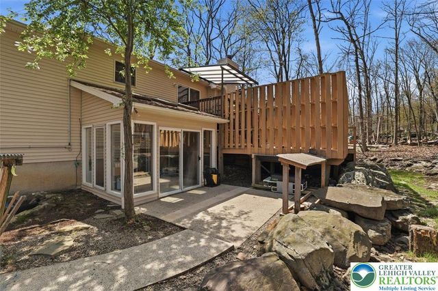 338 Fernwood Drive, Stroud Twp, PA 18301