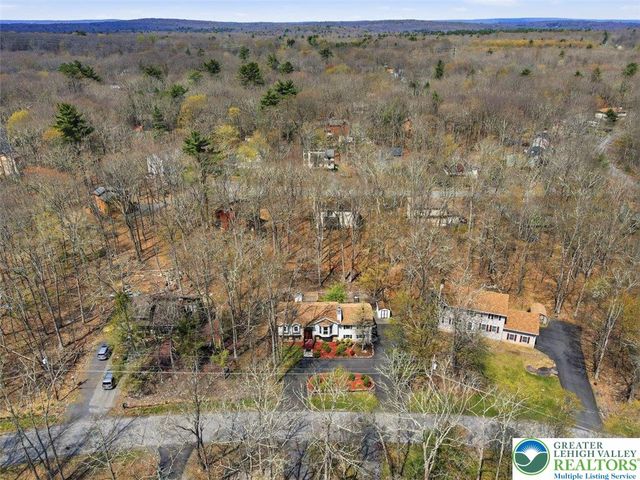 338 Fernwood Drive, Stroud Twp, PA 18301