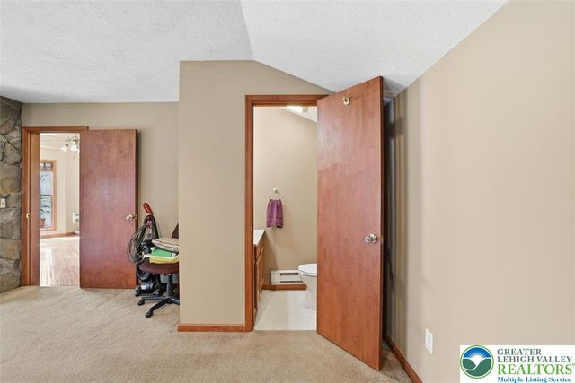 338 Fernwood Drive, Stroud Twp, PA 18301