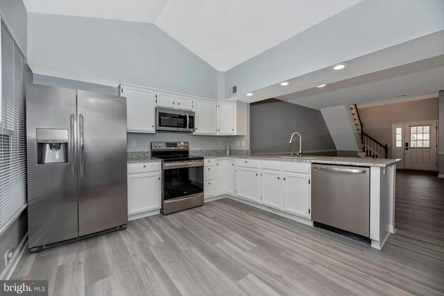 910 MCLENDON DR, Frederick, MD 21702