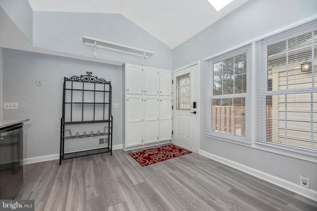 910 MCLENDON DR, Frederick, MD 21702