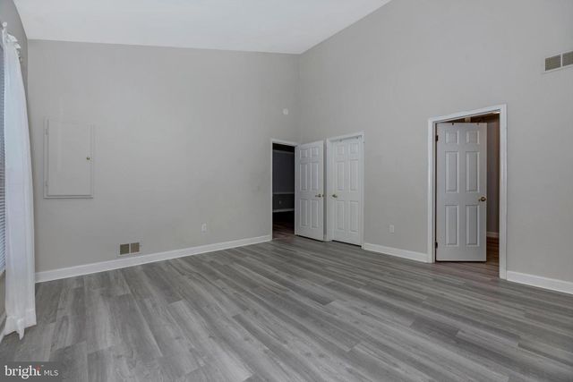 910 MCLENDON DR, Frederick, MD 21702