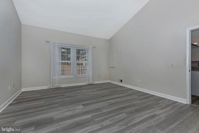 910 MCLENDON DR, Frederick, MD 21702