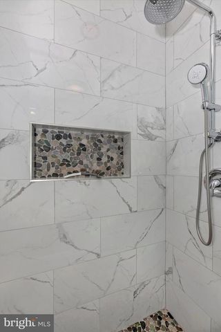 910 MCLENDON DR, Frederick, MD 21702