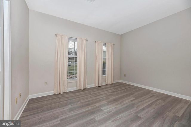 910 MCLENDON DR, Frederick, MD 21702