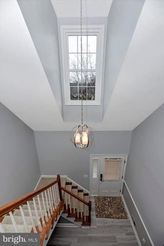 910 MCLENDON DR, Frederick, MD 21702