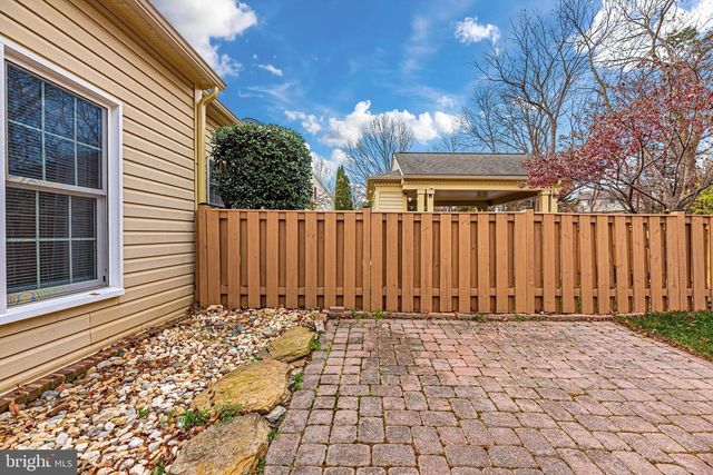 910 MCLENDON DR, Frederick, MD 21702