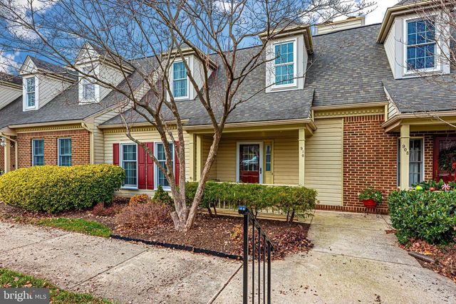 910 MCLENDON DR, Frederick, MD 21702