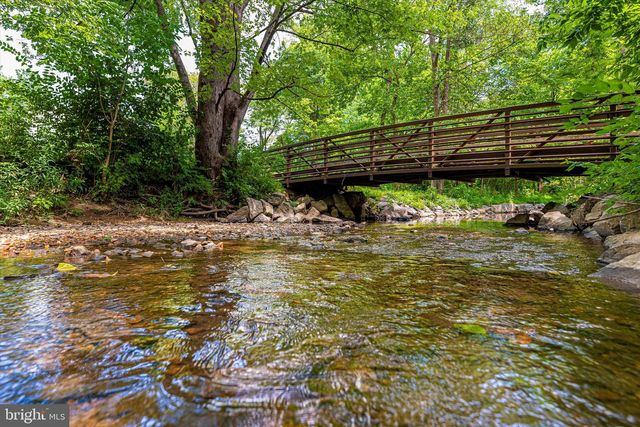 910 MCLENDON DR, Frederick, MD 21702