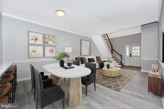 910 MCLENDON DR, Frederick, MD 21702