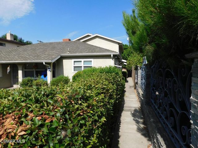 6213 Whitsett Avenue, North Hollywood, CA 91606