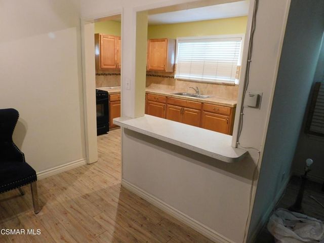6213 Whitsett Avenue, North Hollywood, CA 91606