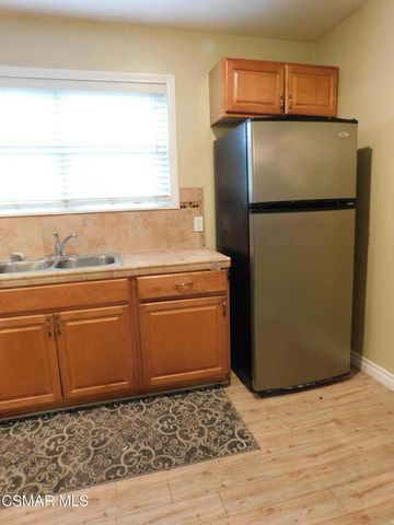6213 Whitsett Avenue, North Hollywood, CA 91606