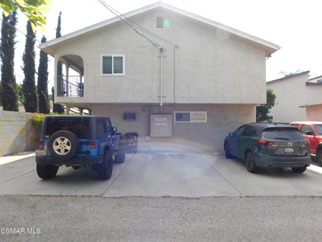 6213 Whitsett Avenue, North Hollywood, CA 91606