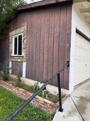 11012 Noble, San Fernando, CA 91345