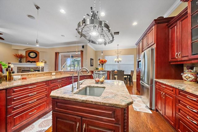 1615 HERITAGE DRIVE, Valrico, FL 33594