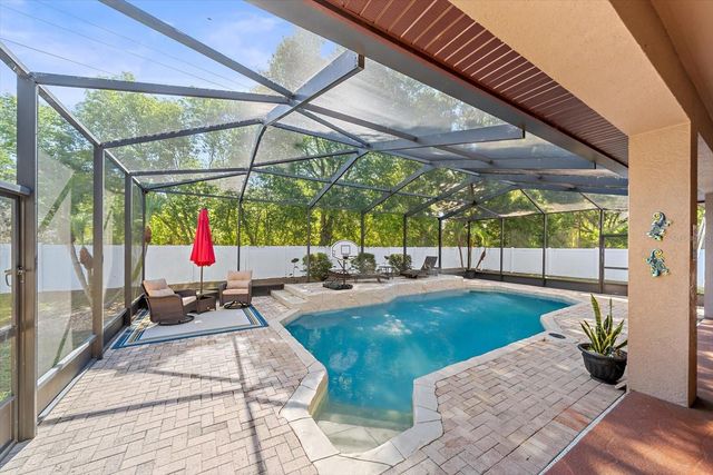 1615 HERITAGE DRIVE, Valrico, FL 33594