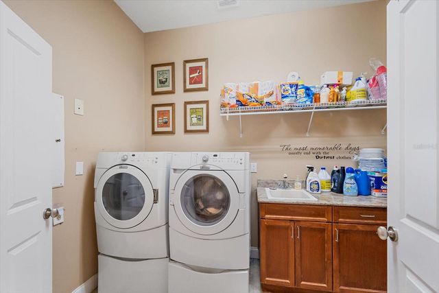 1615 HERITAGE DRIVE, Valrico, FL 33594