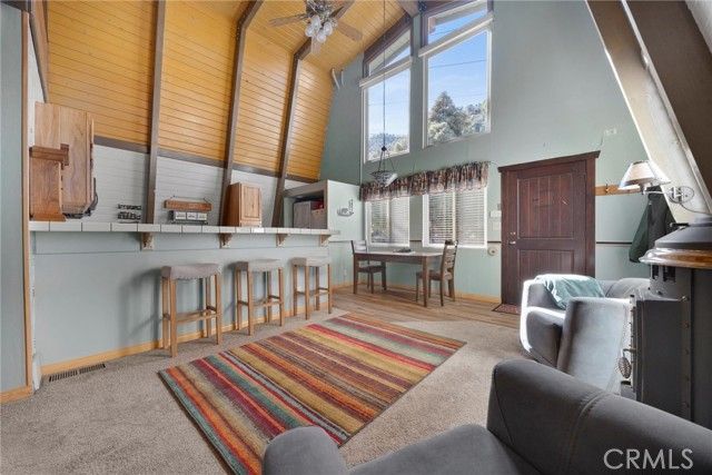 2116 Glacier Drive, Pine Mtn Club, CA 93222