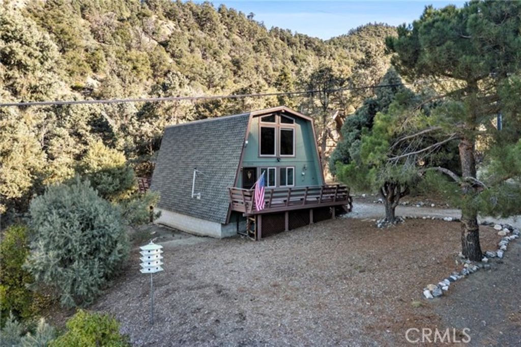 2116 Glacier Drive, Pine Mtn Club, CA 93222