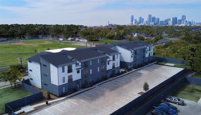 3235 Dallas Street 1205, Dallas, TX 75210