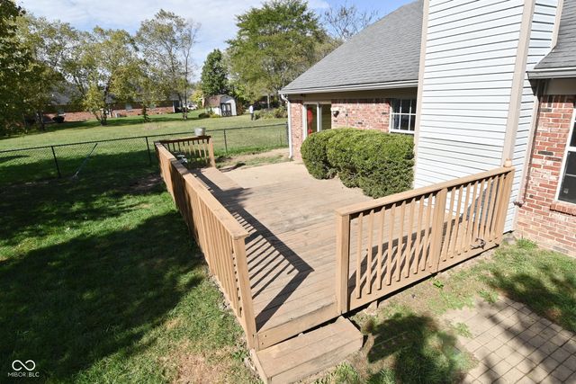 202 Sugar Bush Lane S, Brownsburg, IN 46112