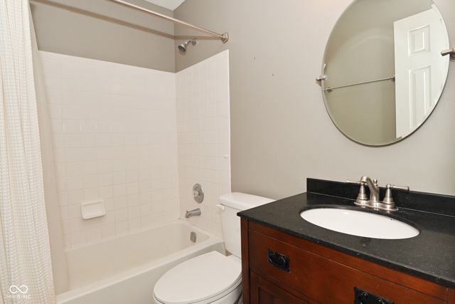 202 Sugar Bush Lane S, Brownsburg, IN 46112