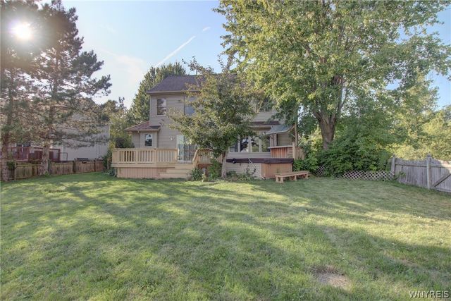 6131 Versailles Road, Hamburg, NY 14085