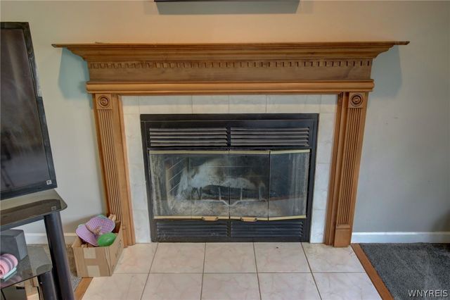 6131 Versailles Road, Hamburg, NY 14085