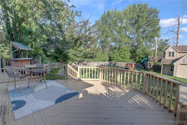 6131 Versailles Road, Hamburg, NY 14085