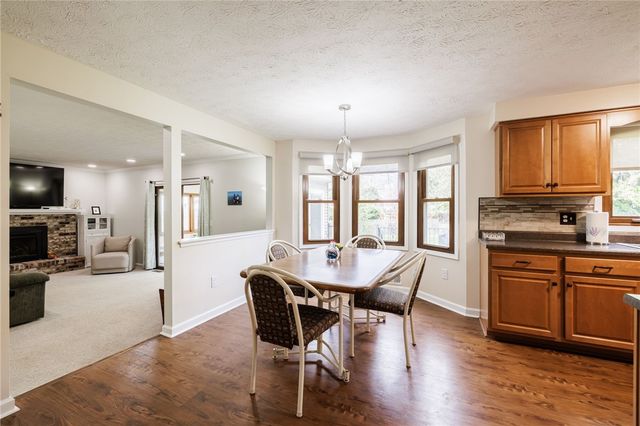 65 Olde Tavern Circle, Greece, NY 14612