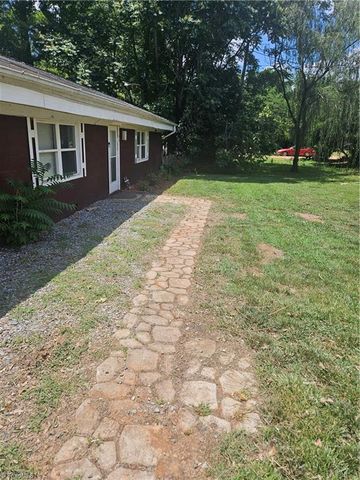 164 Holly Hill Road, Lexington, NC 27292