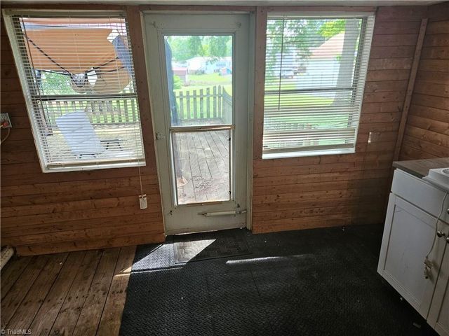 164 Holly Hill Road, Lexington, NC 27292